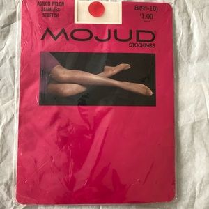 Mojud Nylon Stockings Sz B